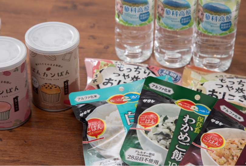 非常食（飲料水、食料等）