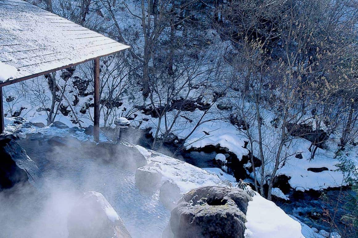 写真_雪の露天風呂