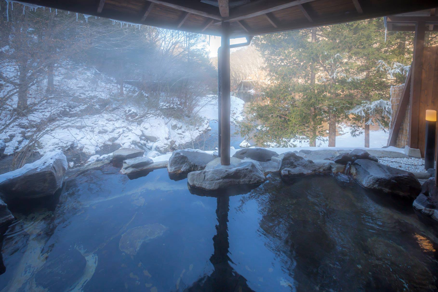 サムネイル_〜雪見露天風呂〜